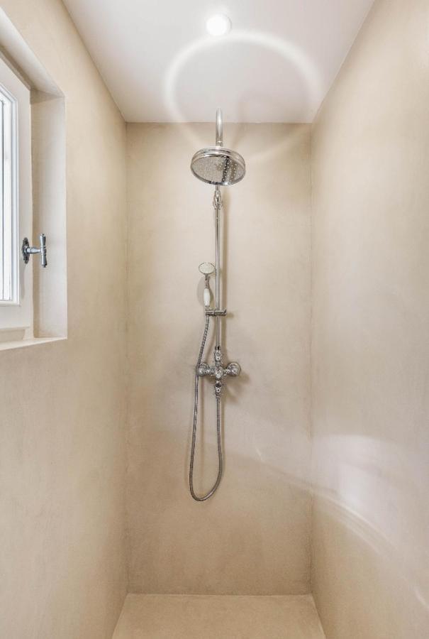 Le Cabanon Panzió Ménerbes Kültér fotó